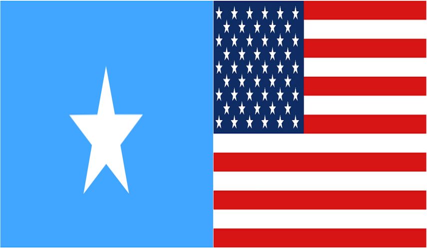 Banderas de Somalia y EEUU.&nbsp;