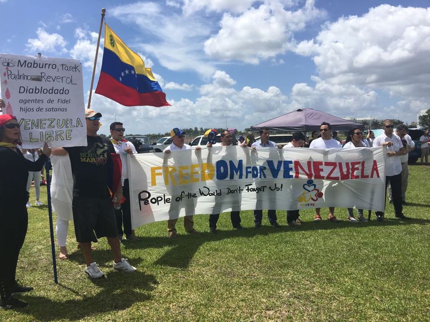 Venezolanos se sumaron a la protesta mundial desde Doral, para decir No +