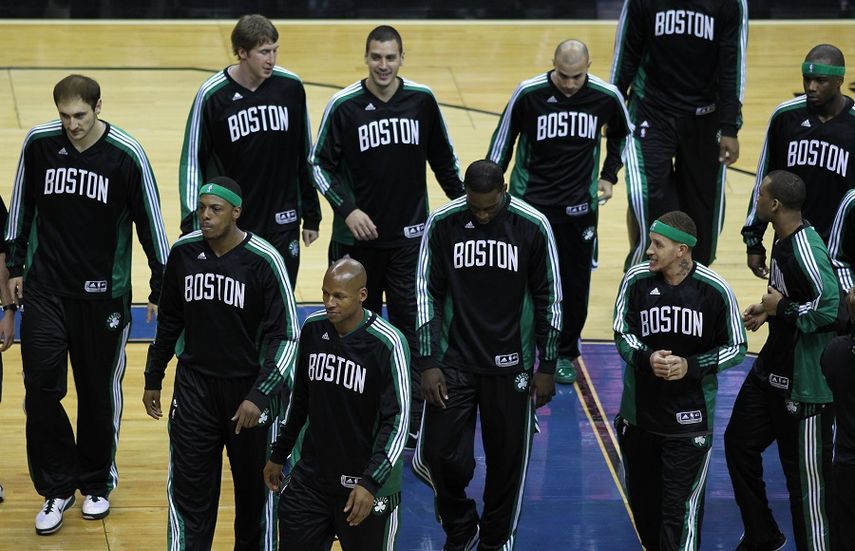 Los Celtics se preparan para jugar el 3 de diciembre en México, contra los Kings. (ARCHIVO)