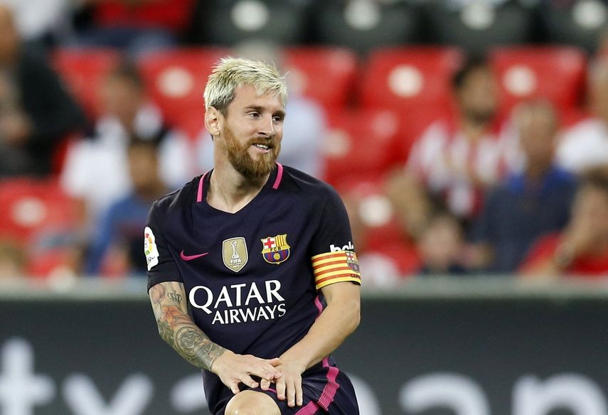 Messi acabó tocado en su último compromiso ante el Bilbao