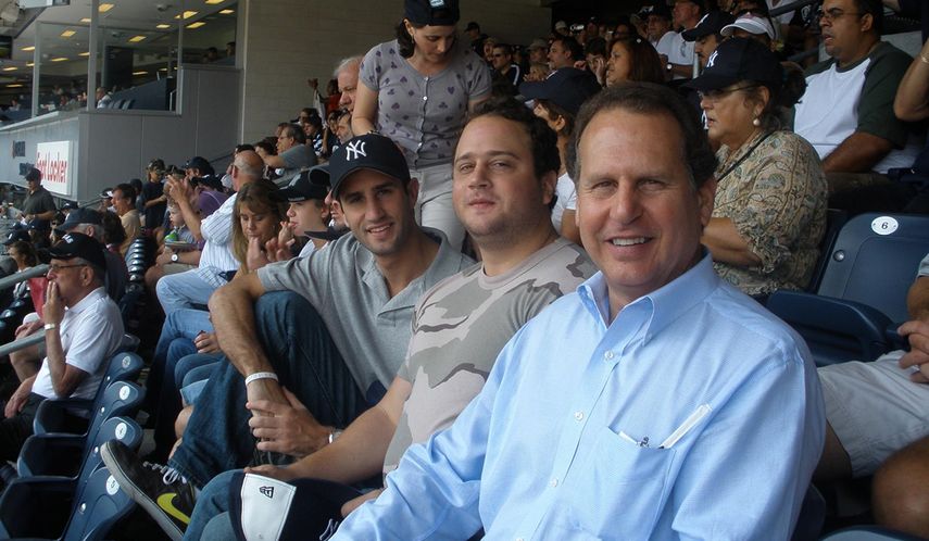 Lincoln Díaz -Balart, con sus hijos Lincoln Gabriel y Daniel L.