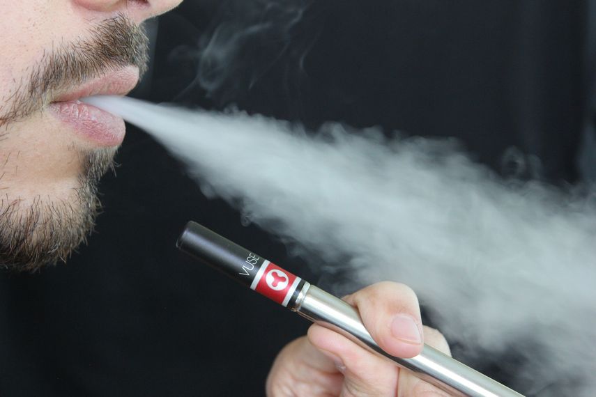 Los&nbsp;cigarrillos electrónicos son muy populares entre los jóvenes.&nbsp;