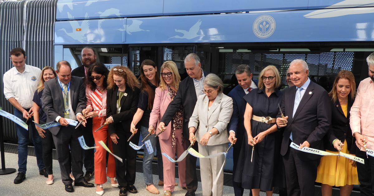 Miami-Dade inaugura Metro Express, el primer sistema de transporte rápido 100% eléctrico de EEUU – Diario Las Américas