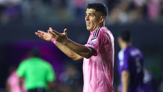 Luis Suárez, del Inter Miami CF, reacciona durante la semifinal de la Leagues Cup entre su club y el Orlando City en el Chase Stadium, el 27 de agosto de 2025 en Fort Lauderdale, Florida.&nbsp;