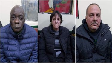 Tres cubanos detenidos en Bolivia con unos 13.000 dólares. 
