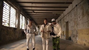 Kobi Cantillo, Big Soto y Álvaro Díaz lanzan Tarantino.&nbsp;