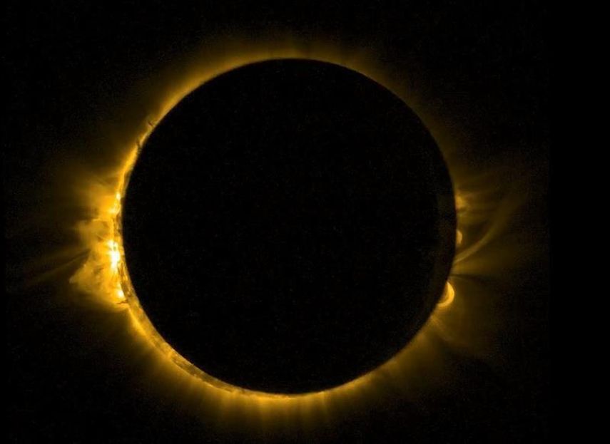 Imagen cedida el 20 de marzo del 2015 por la Agencia Espacial Europea (ESA) de un fotograma de un vídeo del eclipse solar que ha tenido hoy lugar, visto desde el satélite espacial Proba-2. Foto EFE.