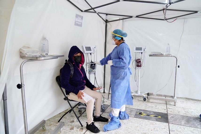 Revisión sanitaria de migrantes en México.&nbsp;