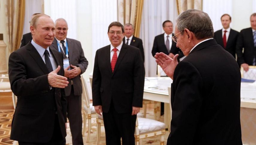 Putin y Raúl Castro refuerzan la alianza estratégica entre Rusia y Cuba de forma paulatina desde el año 2015, pero se ha intensificado a partir de junio de 2017.