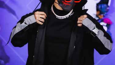 Manuel Turizo en la alfombra de los Premios Juventud 2020.