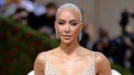 Kim Kardashian asiste a la Gala Met 2022 que celebra In America: An Anthology of Fashion en el Museo Metropolitano de Arte el 2 de mayo de 2022 en la ciudad de Nueva York. Kim Kardashian asiste a la Gala Met 2022 que celebra In America: An Anthology of Fashion en el Museo Metropolitano de Arte el 2 de mayo de 2022 en la ciudad de Nueva York.
