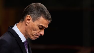 El presidente del Gobierno de España interviene durante un pleno extraordinario, en el Congreso de los Diputados.