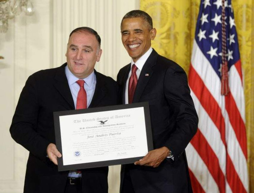 El presidente Barack Obama concedió al cocinero español José Andrés la prestigiosa Medalla Nacional de Humanidades por el cultivo de los paladares de los estadounidenses.