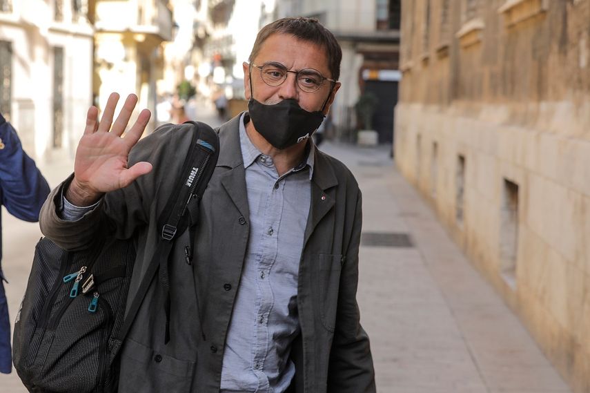 El fundador de Podemos, Juan Carlos Monedero, a su llegada al acto de posesión del nuevo vicepresidente segundo y conseller de Vivienda y Arquitectura Bioclimática, en el Palau de la Generalitat, a 10 de septiembre de 2021, en Madrid (España).&nbsp;