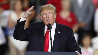 El presidente Donald&nbsp;Trump aseguró que su Gobierno pondrá fin al tratado de armas nucleares de rango medio (INF, por sus siglas en inglés), que EEUU rubricó en 1987 con Rusia, al acusar a Moscú de haberlo violado.