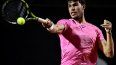 El tenista español Carlos Alcaraz durante el duelo del abierto de Rio de Janeiro