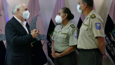 El expresidente Andrés Pastrana se reune con la Comandante General de la Policía de Ecuador, general Tannya Varela.&nbsp;