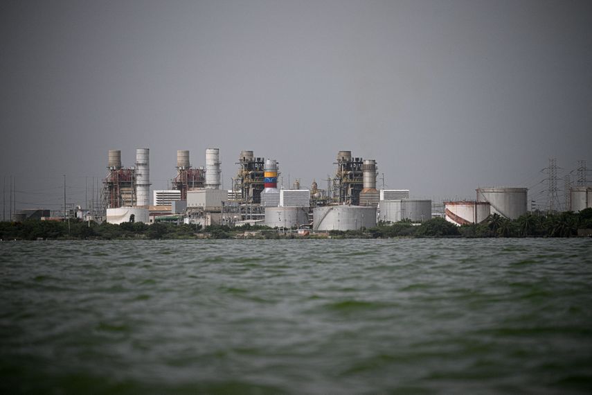 Una planta refinadora de petróleo de la estatal Petróleos de Venezuela(PDVSA) en el&nbsp;estado de Zulia.&nbsp;