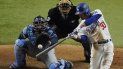 Mookie Betts, de los Dodgers de Los Ángeles, conecta un jonrón en la sexta entrada del primer juego de Serie Mundial ante los Rays de Tampa Bay, el martes 20 de octubre de 2020, en Arlington, Texas Mookie Betts, de los Dodgers de Los Ángeles, conecta un jonrón en la sexta entrada del primer juego de Serie Mundial ante los Rays de Tampa Bay, el martes 20 de octubre de 2020, en Arlington, Texas