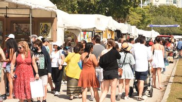 Unos 90 mil amantes de las artes asistieron en 2020 al Coconut Grove Arts Festival, que en pasadas ediciones ha contado con artistas y público de alrededor del mundo, en especial de Sudamérica.&nbsp;