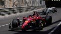 El piloto monegasco Charles Leclerc, de Ferrari, conduce en la primera sesión de práctica para el Gran Premio de Mónaco, el viernes 27 de mayo de 2022. 