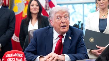 El presidente de Estados Unidos Donald J. Trump en la Oficina Oval de la Casa Blanca.