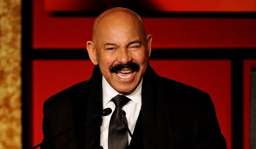 El salsero dice que es normal que un artista cante en fiestas de narcotraficantes. Afirma que no comete ningún delito si solo hace su trabajo