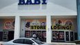 Fachada de tienda de la cadena minorista buybuy BABY en Miami, que vende artículos para niños y bebés. El local se encuentra en proceso de liquidación y su posterior cierre.