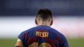 El argentino Lionel Messi, del Barcelona, se muestra cabizbajo durante el partido de los cuartos de final de la Liga de Campeones ante el Bayern Munich, en el Estadio de la Luz, en Lisboa, Portugal, el viernes 14 de agosto de 2020 El argentino Lionel Messi, del Barcelona, se muestra cabizbajo durante el partido de los cuartos de final de la Liga de Campeones ante el Bayern Munich, en el Estadio de la Luz, en Lisboa, Portugal, el viernes 14 de agosto de 2020
