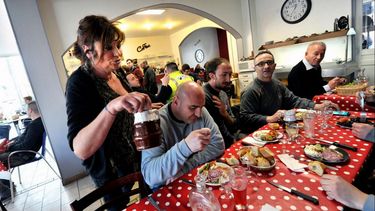 Desde que el pasado 9 de febrero Michelin sacó su edición 2017 en Francia, a la clientela habitual se sumó la de los sibaritas atraídos por su nueva estrella.