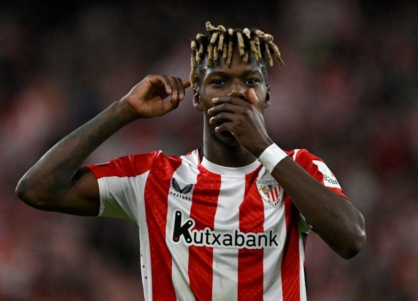 El español Nico Williams, del Athletic Bilbao, celebra luego de anotar un gol en un partido, el 13 de marzo de 2025.