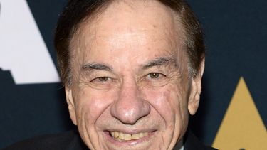 El compositor Richard M. Sherman llega a la presentación de The Sherman Brothers: A Hollywood Songbook de la Academia de Artes y Ciencias Cinematográficas en el Teatro Samuel Goldwyn el 20 de junio de 2018 en Beverly Hills, California.