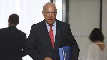 El secretario general de la Organizaci&oacute;n para la Cooperaci&oacute;n y el Desarrollo Econ&oacute;micos (OCDE) Jos&eacute; &Aacute;ngel Gurr&iacute;a en Biarritz, Francia.
