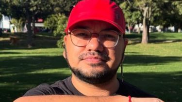 El venezolano Yendri Velásquez, activista LGBTIQ+ y solicitante de refugio en Colombia, y el consultor Luis Peche resultaron heridos tras ataque de sicaros al norte de Bogotá este 13 de octubre
