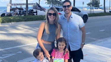 Carolina Sarassa, junto a su familia.&nbsp;