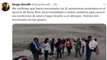 Captura de pantalla donde se observa a los venezolanos emn pleno desierto en el momento cuando los encontraron.&nbsp;