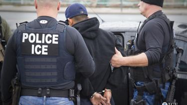 Las redadas de ICE se han realizado en diferentes ciudades de los EEUU. (CORTESÍA UNIVISION)