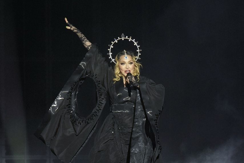 Madonna supera expectativas y reúne en Rio a 1,6 millones de personas