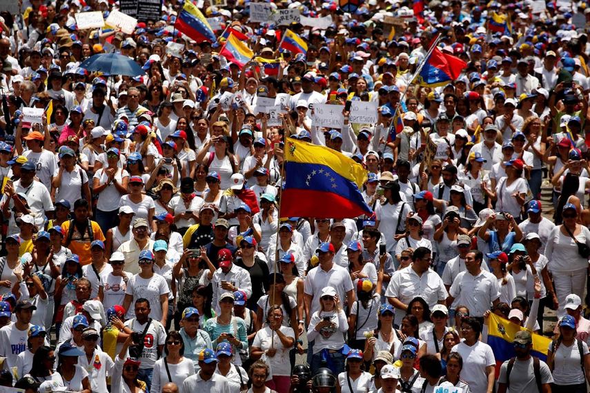 El antichavismo llamó a sus simpatizantes a manifestarse en varios puntos de Caracas y del interior del país&nbsp;