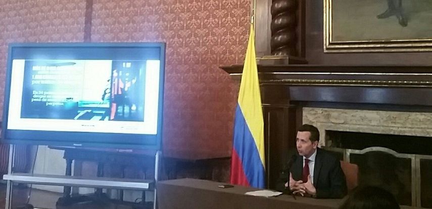 El viceministro de Asuntos Multilaterales de&nbsp;Colombia, Francisco Echeverri, manifestó en rueda de prensa que Galeano recibirá en Colombia los cuidados que requiere su complicada enfermedad.