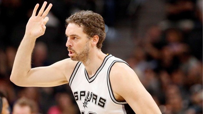 El pívot dejó promedios de 12,4 puntos y 7,8 rebotes en su primera temporada con los Spurs.&nbsp;