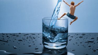 crean dispositivo para que miles de personas tengan acceso al agua potable