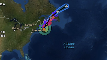 Los vientos sostenidos máximos de Dorian eran de 155 kph (100 mph) cuando el centro de la tormenta se encontraba 225 kilómetros (140 millas) al sur-suroeste de Halifax, Nueva Escocia.