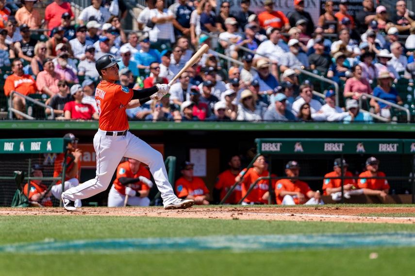 El joven pelotero suma dos cuadrangulares en los presentes entrenamientos primaverales.