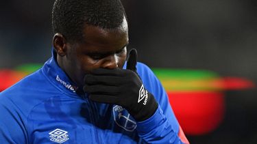 Kurt Zouma se disculpó por maltratar a su gato, pero el equipo del West Ham aún lo multa