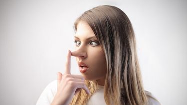 La mentira es un recurso habitual al que personas de todos los estratos económicos, edades y sexo, recurren según las circunstancias. (Archivo)