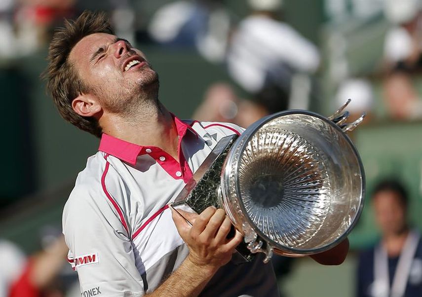 Wawrinka supera a Novak Djokovic en la final de París