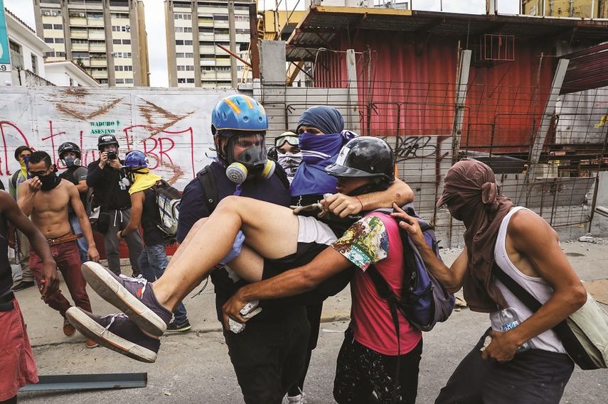 Venezuela enfrenta una seria crisis, las protestas sobrepasan los 113 dias y han dejado al menos 100 muertos.
