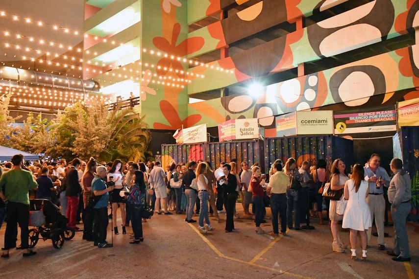 Centro Cultural Español.