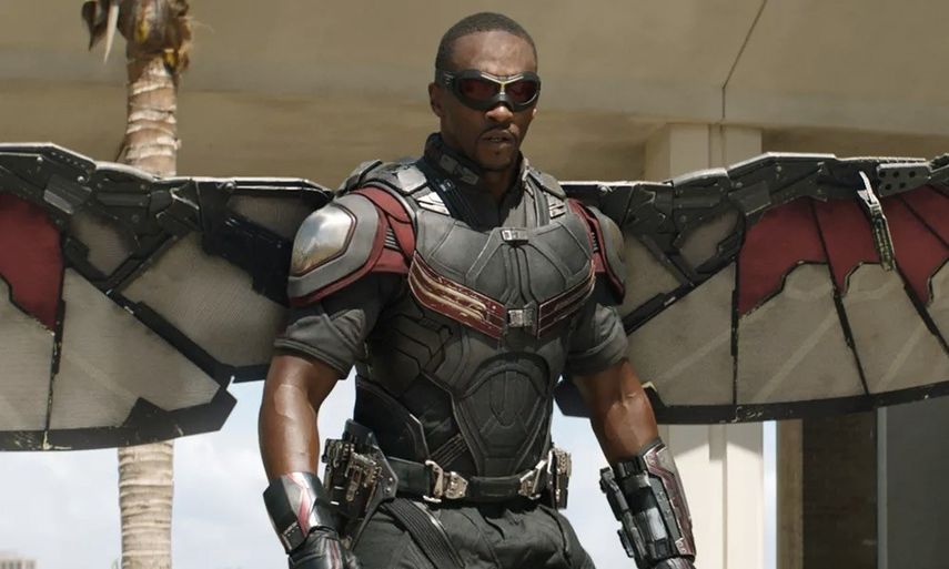Anthony Mackie da vida a Falcon en el Universo Cinematogr&aacute;fico Marvel.&nbsp;